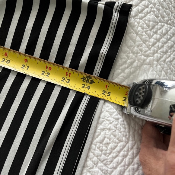 Calvin Klein Top - Picture 7 of 9